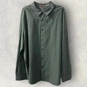 Lot of 2 Gerry performance vented button up shirts XXL zip front pocket NWOT